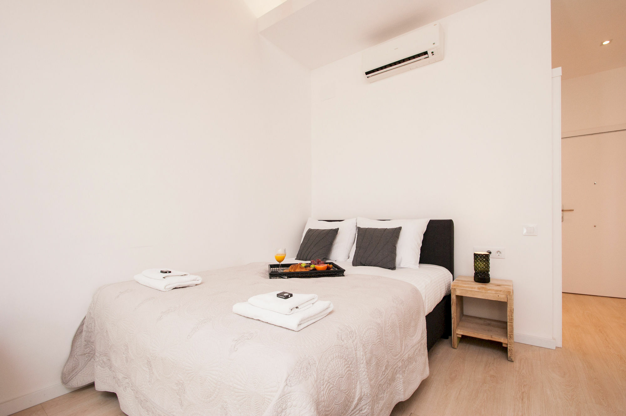 Short Stay Group Gracia Serviced Apartments 巴塞罗那 外观 照片